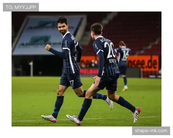 拜仁慕尼黑德甲开局强势连胜，状态火热引关注