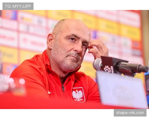 波兰什琴斯尼状态回暖，引领球队向新辉煌迈进分析