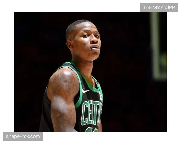 欧文这身家光听工资就够普通人花三辈子，场下住的地方更像电影里的秘密基地了吧？